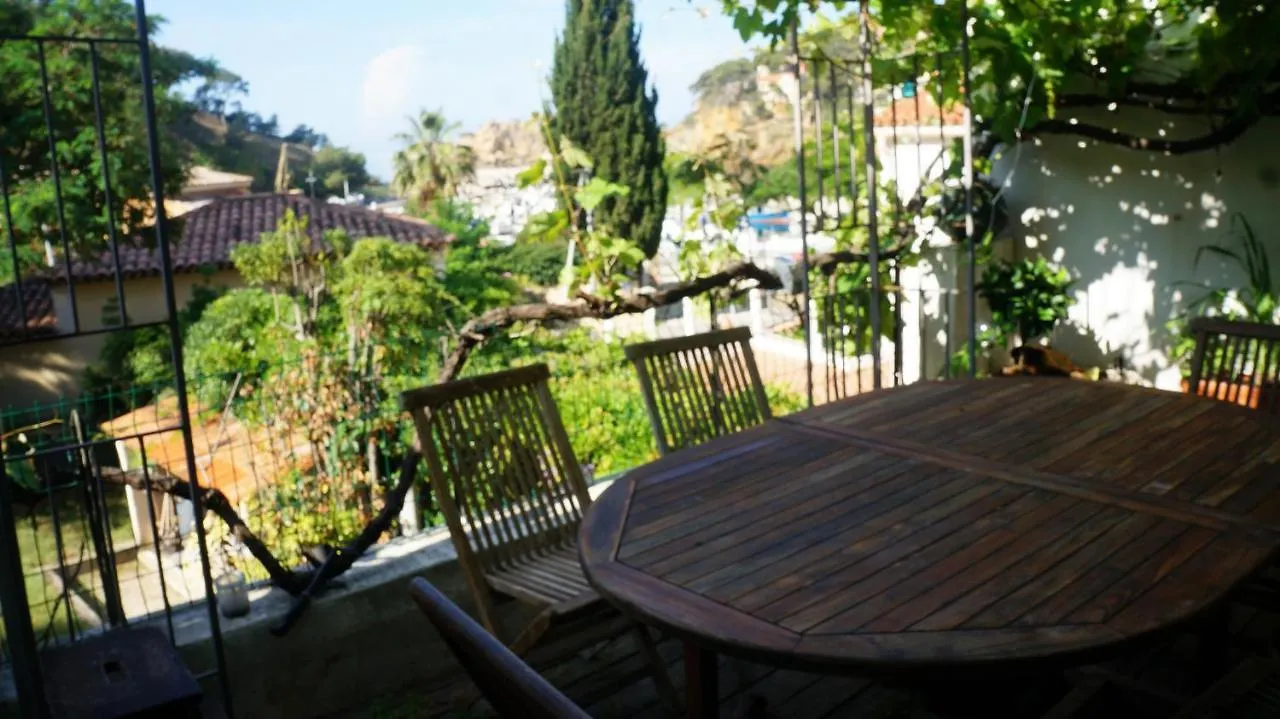 Charming Seaside Condo Ensues-la-Redonne