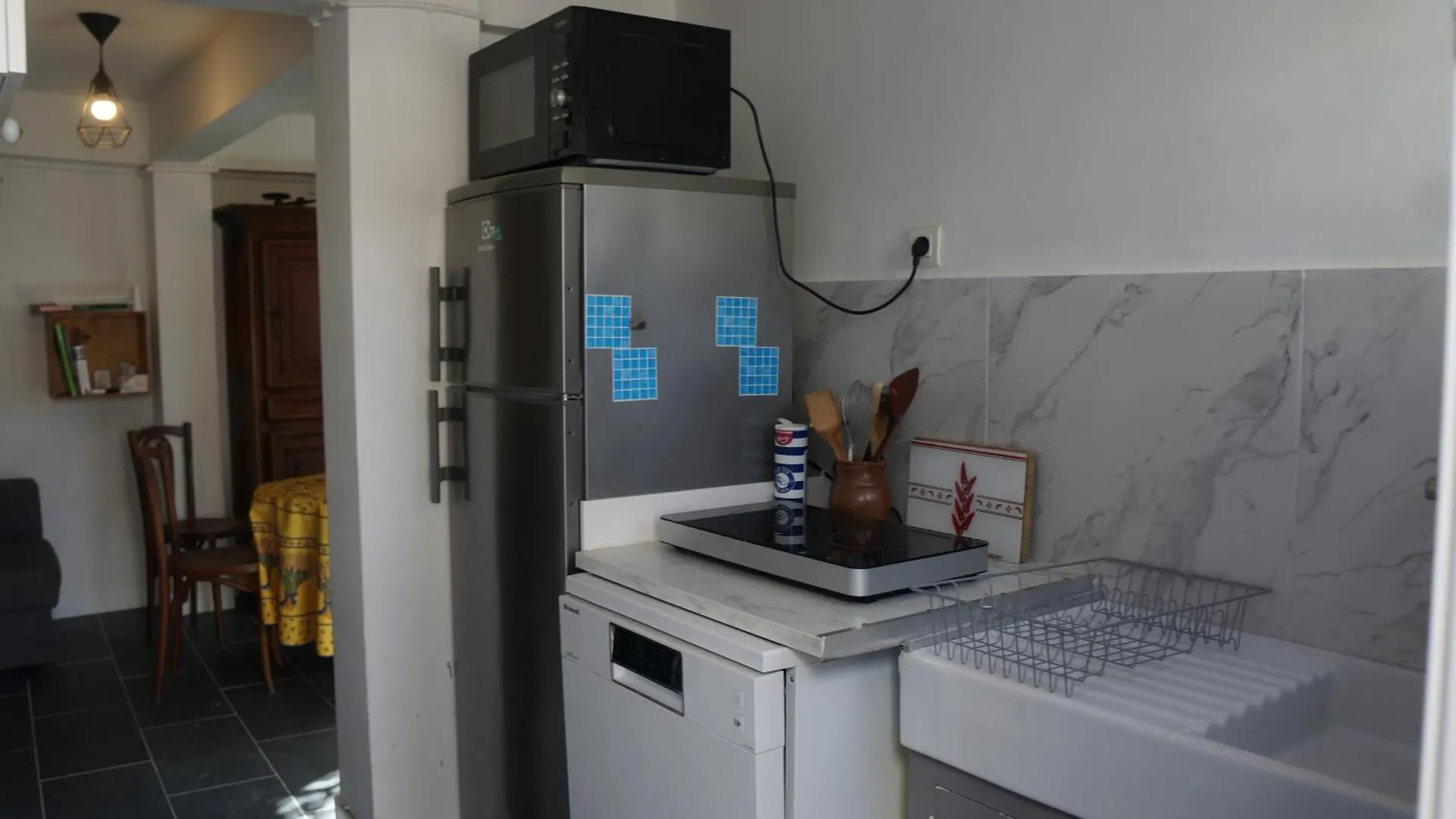 Charming Seaside Condo Ensues-la-Redonne Hébergement de vacances